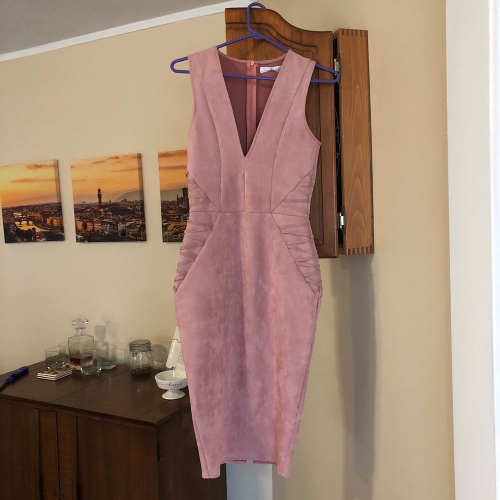 Suede mauve form fitting dress, GREAT condition